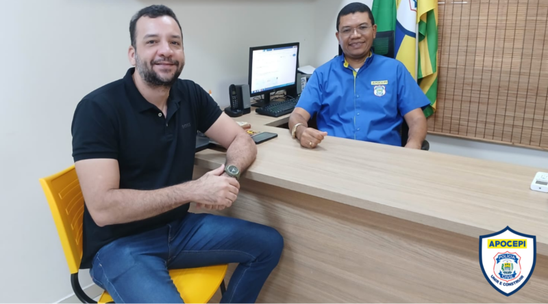 Ex-diretor Eduardo Patrício visita a Apocepi